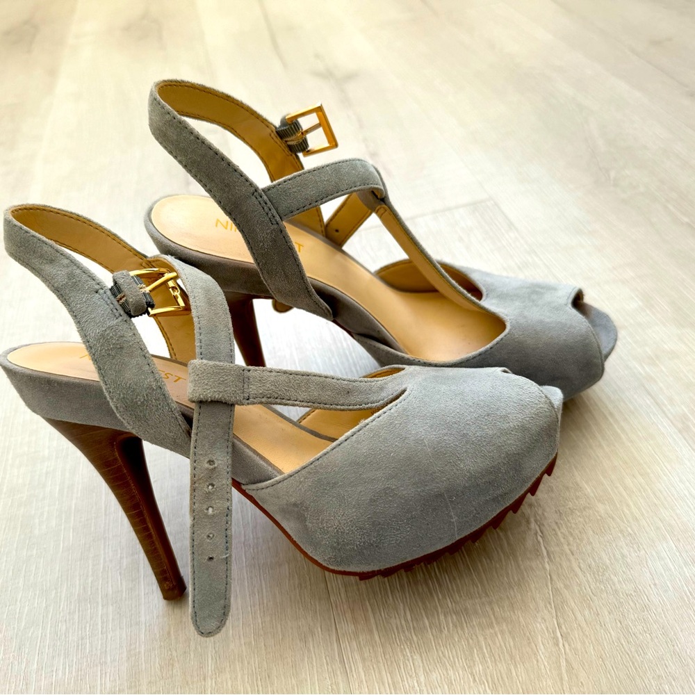 Nine West beautiful sandals, high heels size 6
